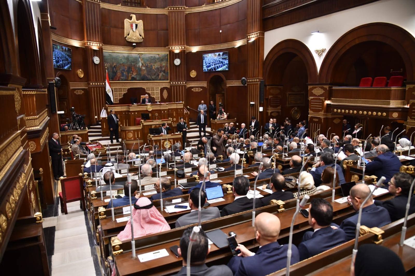 الشيوخ يواصل مناقشة تعديل قانون تنظيم العمل في المستشفيات الجامعية