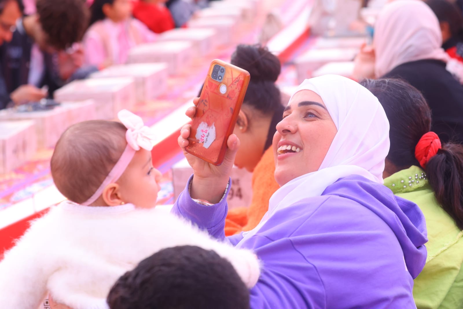 التضامن الاجتماعي وكوكاكولا مصر يسجلان أكبر إفطار جماعي في ساعة واحدة
