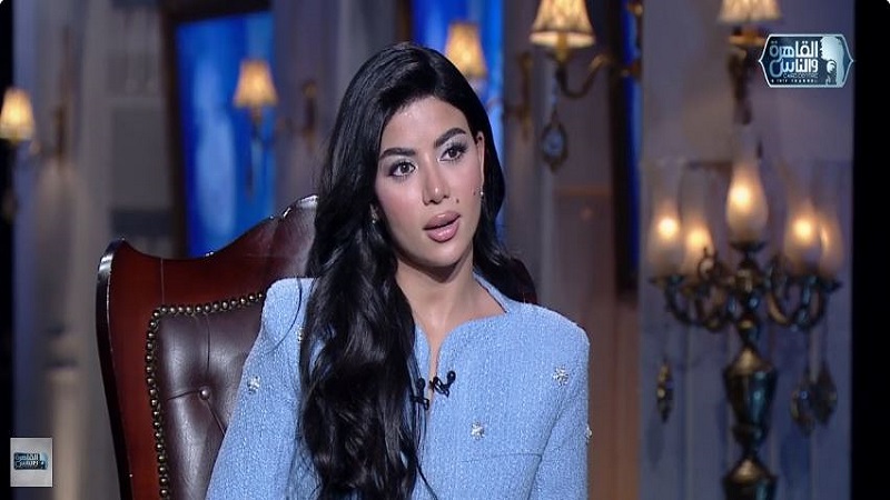 أول تعليق من كارولين عزمي على ارتباطها بـ «العوضي»|فيديو