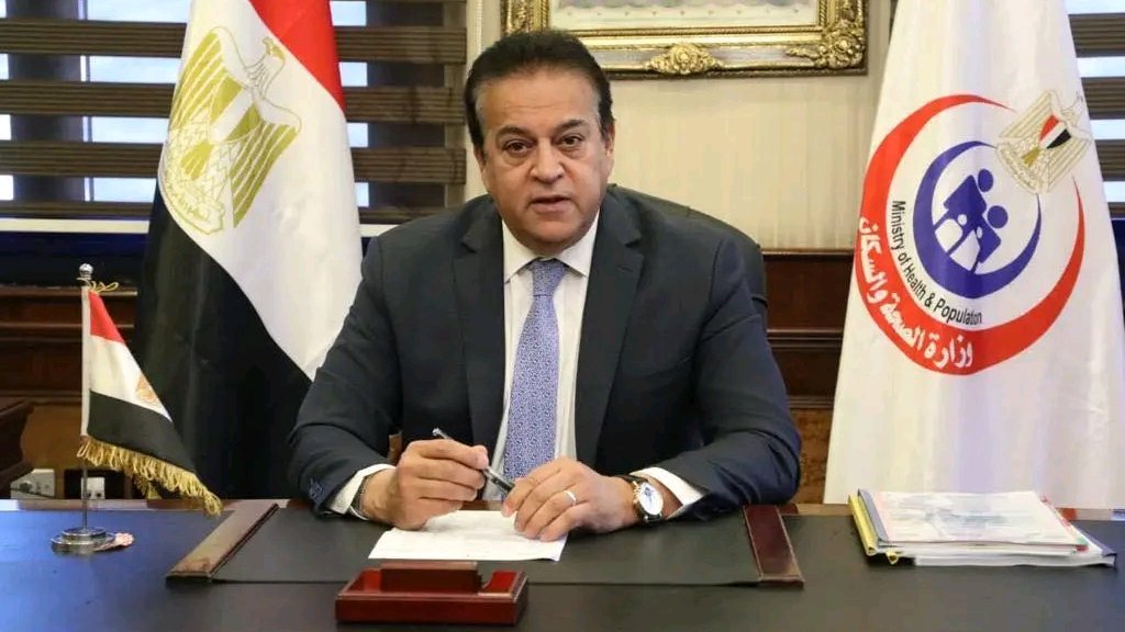 توافر الأدوية وتوطين الصناعة على طاولة اجتماع وزير الصحة