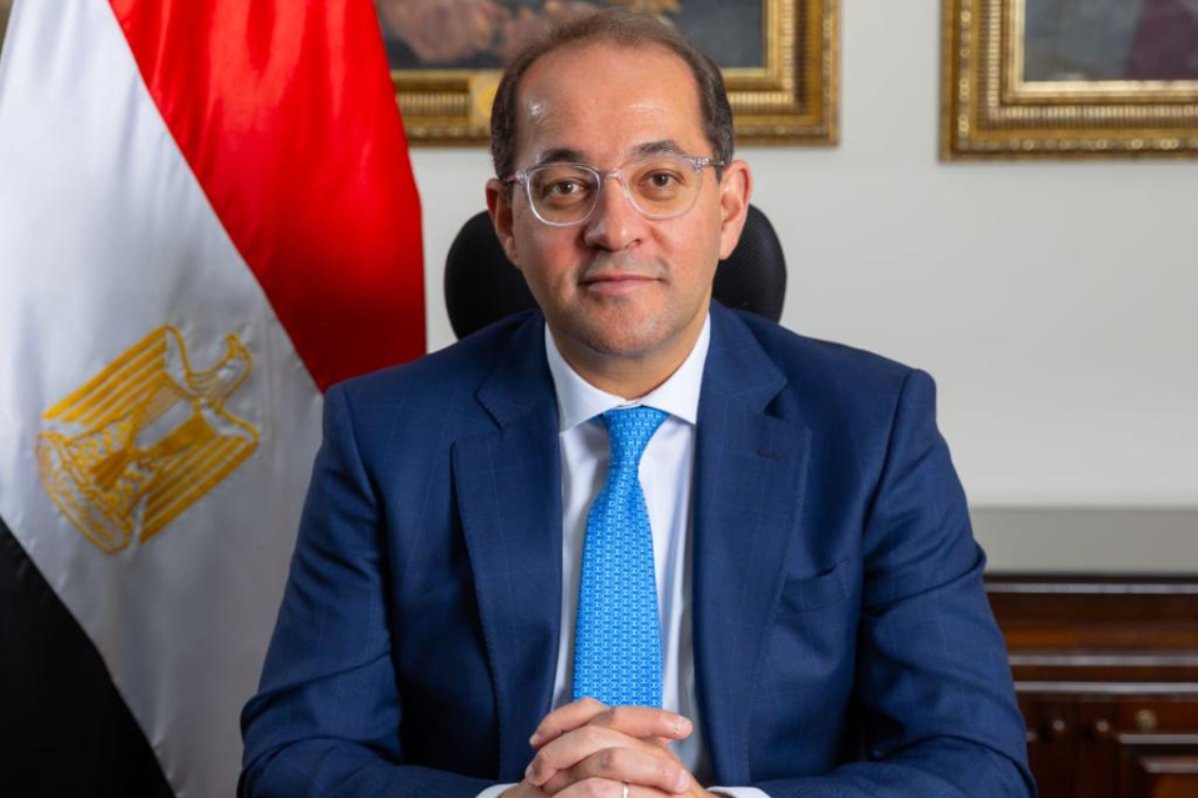 الحكومة تعزز النهوض بصناعة السيارات بحوافز استثمارية
