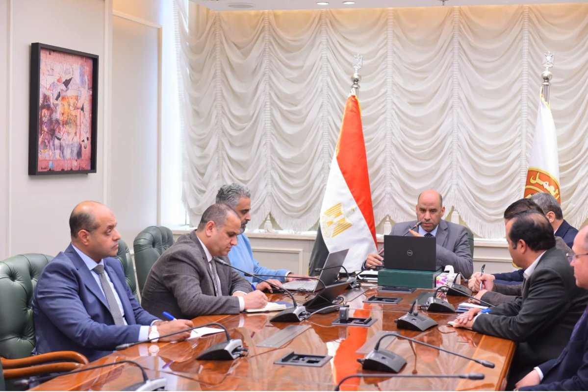 وزير العمل يهنئ العاملين بعيد الفطر ويؤكد دعم التشغيل
