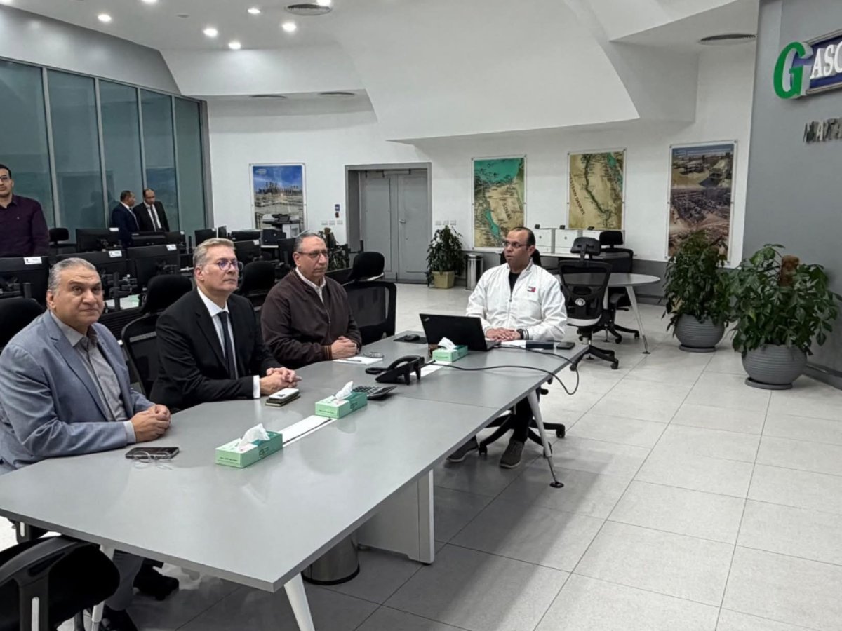 بمناسبة عيد الفطر وزير البترول يتابع جاهزية الشبكة القومية للغاز الطبيعي