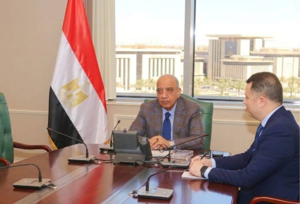 وزير الكهرباء يتابع تنفيذ محطة الضبعة والربط بالشبكة