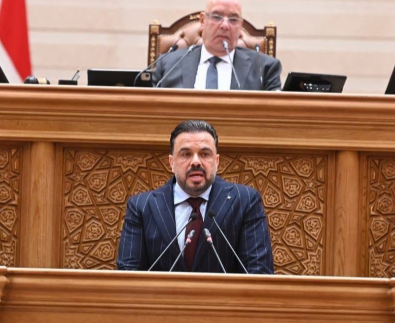 خلال لقاء رئيس البرلمان .. محمد مجاهد : نحتاج المساعدة لإعداد قوانين ستغير شكل الرياضة