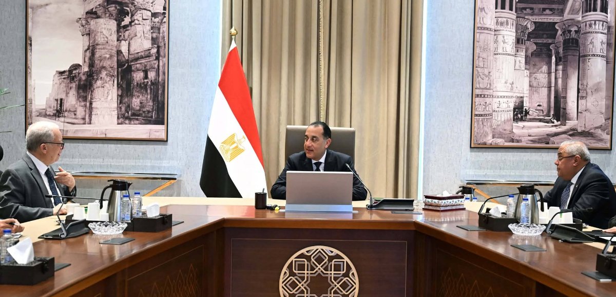 مدبولي يتابع ملف شركات الدولة وخطة الطروحات الجديدة