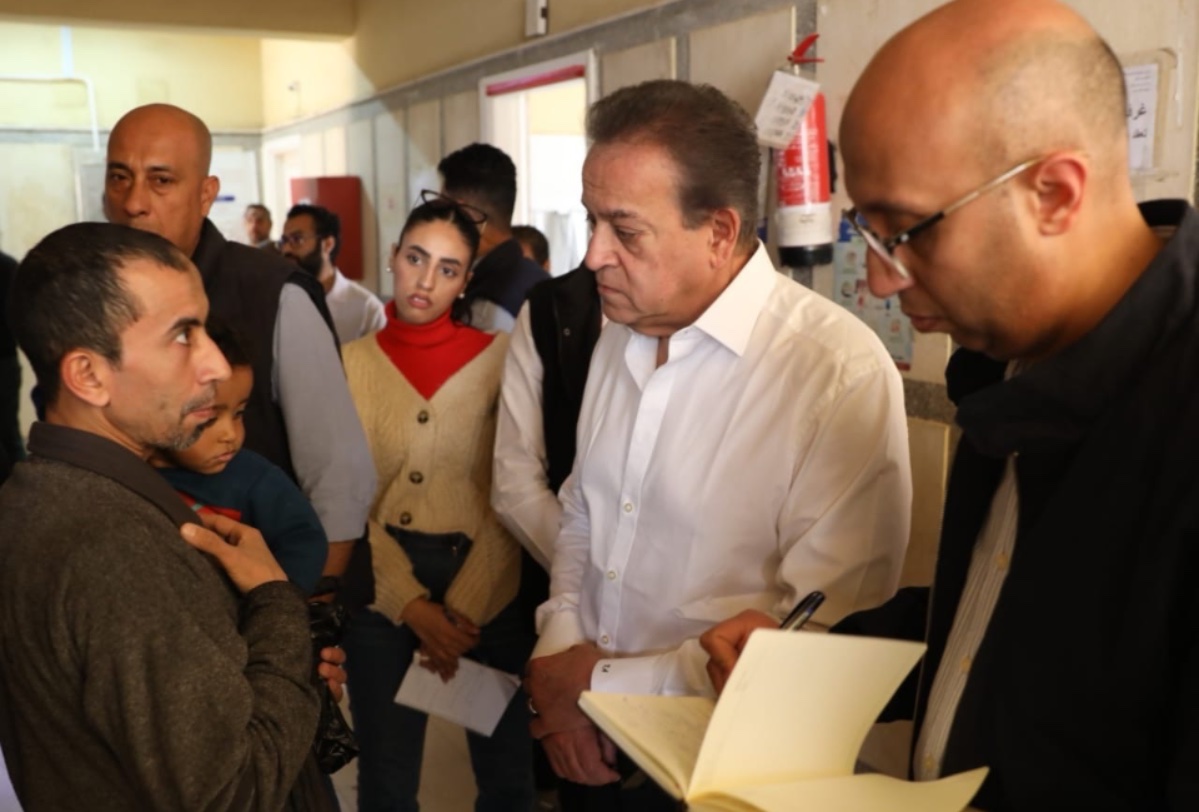 وزير الصحة يزور مركز طبي الحي الثالث بمدينة بدر في جولة مفاجئة