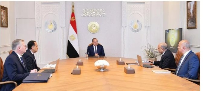 السيسي يتابع مشروعات الطاقة المتجددة واستقرار الكهرباء