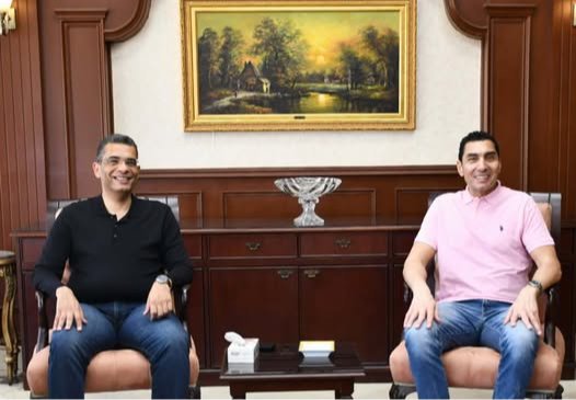 وزير الشباب والرياضة يتفقد مشروعات البحر الأحمر ويختتم بالجونة