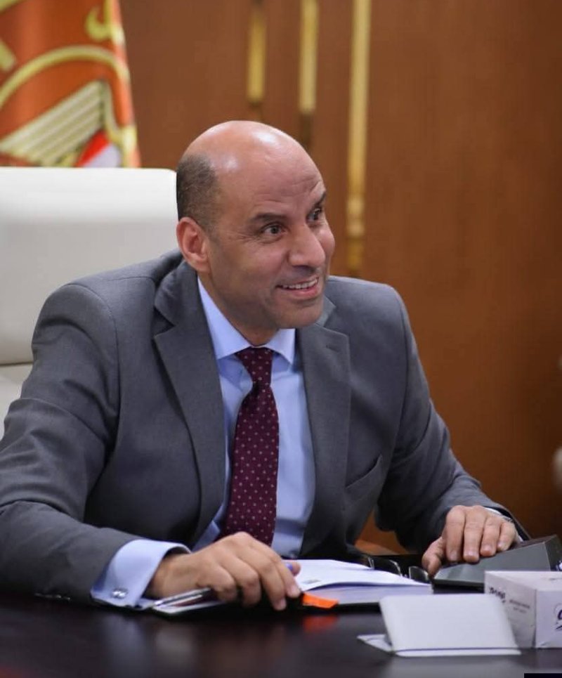 وزير العمل يعلن عن 9430 وظيفة مختلفة في 13 محافظة على مستوى الجمهورية