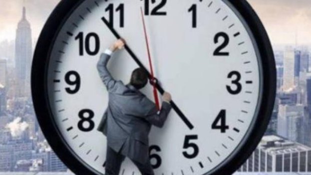 التوقيت الصيفي يعود 2026.. مواعيد جديدة وتعطيل مؤقت للخدمات البنكية