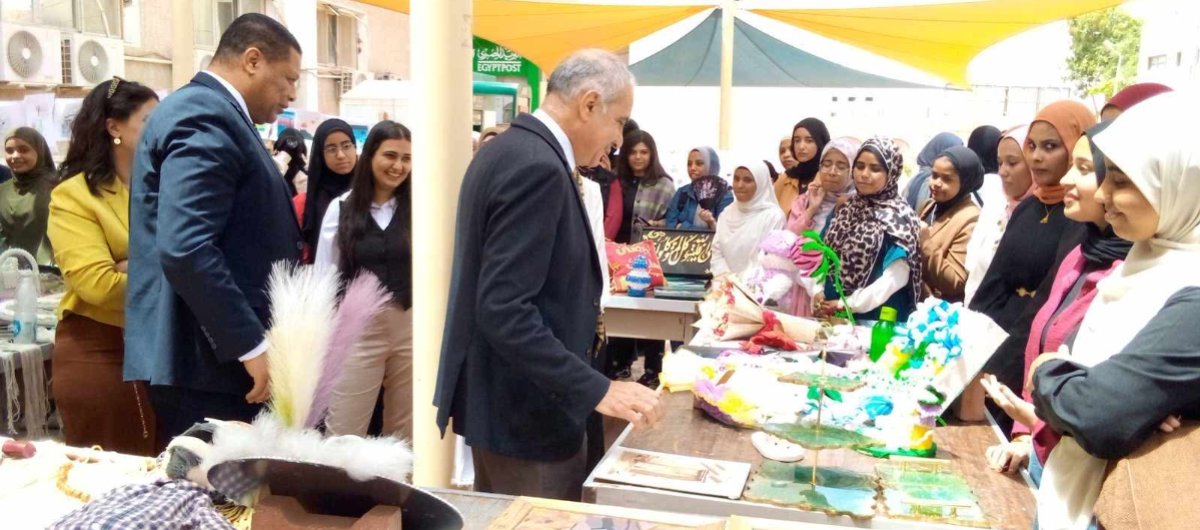 تجارة أسوان تطلق النسخة الثانية من معرض آمال مبدعة برؤية أكاديمية