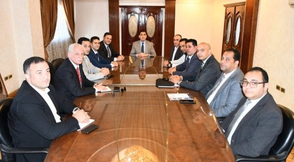 وزير الشباب يبحث خطة اتحاد الشراع واستعدادات المونديال