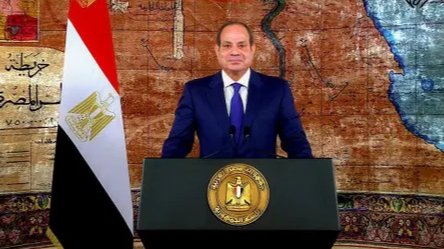 السيسي يوجه بتكثيف رعاية المصريين بالخارج ويؤكد رفض الاعتداءات على الدول العربية