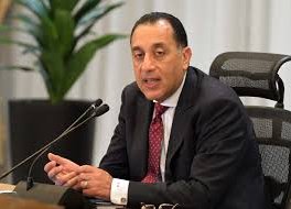 الحكومة توضح حقيقة خسائر السياحة بـ600 مليون دولار يومياً