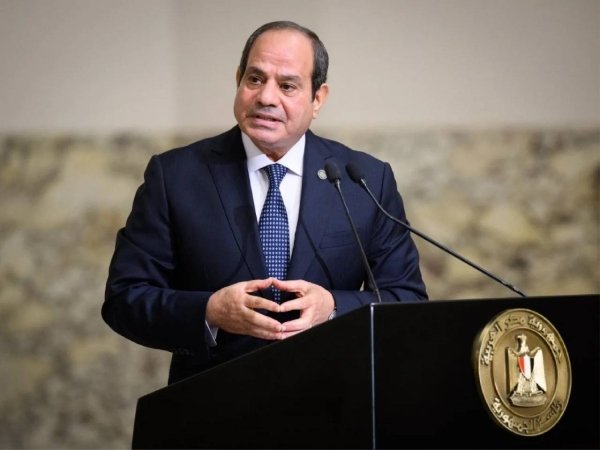 1500 جنيه شهريًا.. السيسي يعلن منحة استثنائية للعمالة غير المنتظمة لمدة 3 أشهر