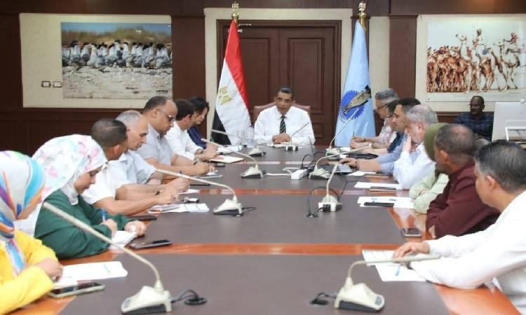 البحر الأحمر يطلق خطة لتطوير تراخيص المحال التجارية
