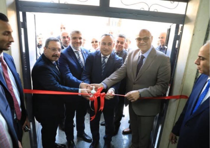 وزير التعليم العالي يفتتح مشروعات صحية متطورة بمستشفيات الإسكندرية