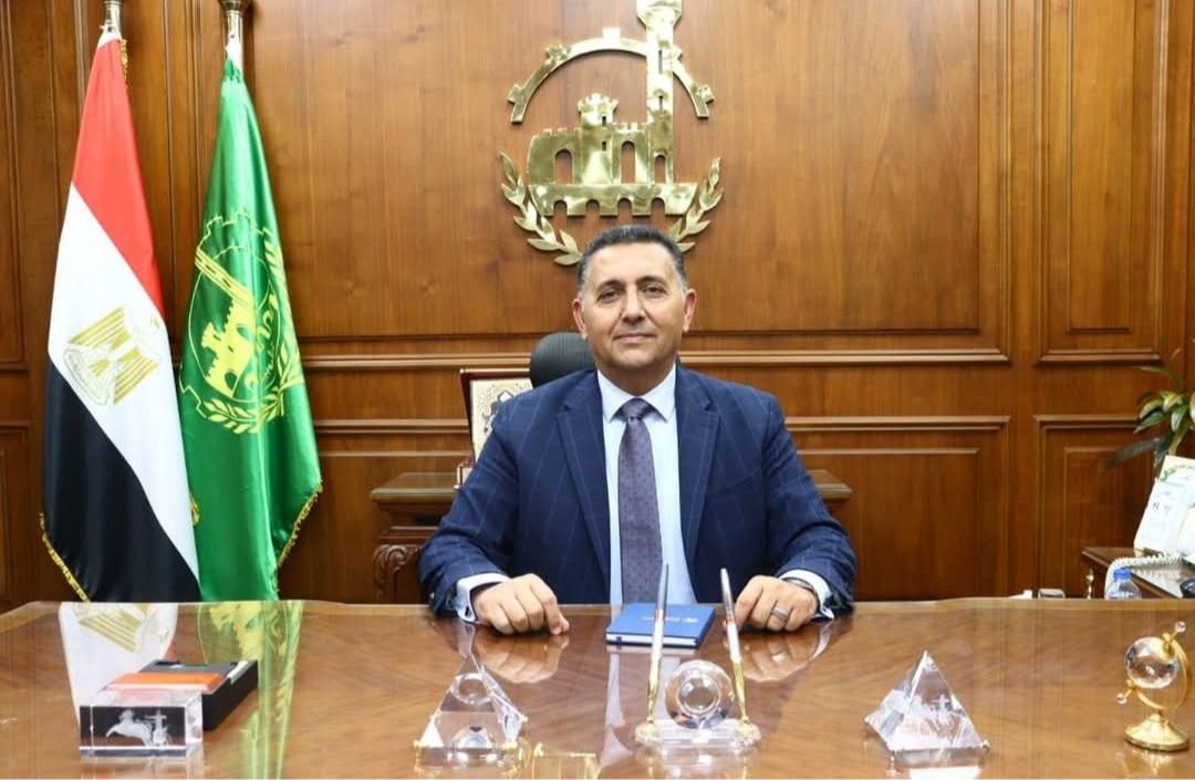 محافظ القليوبية يبحث تعزيز الفرص الاستثمارية بالمحافظة