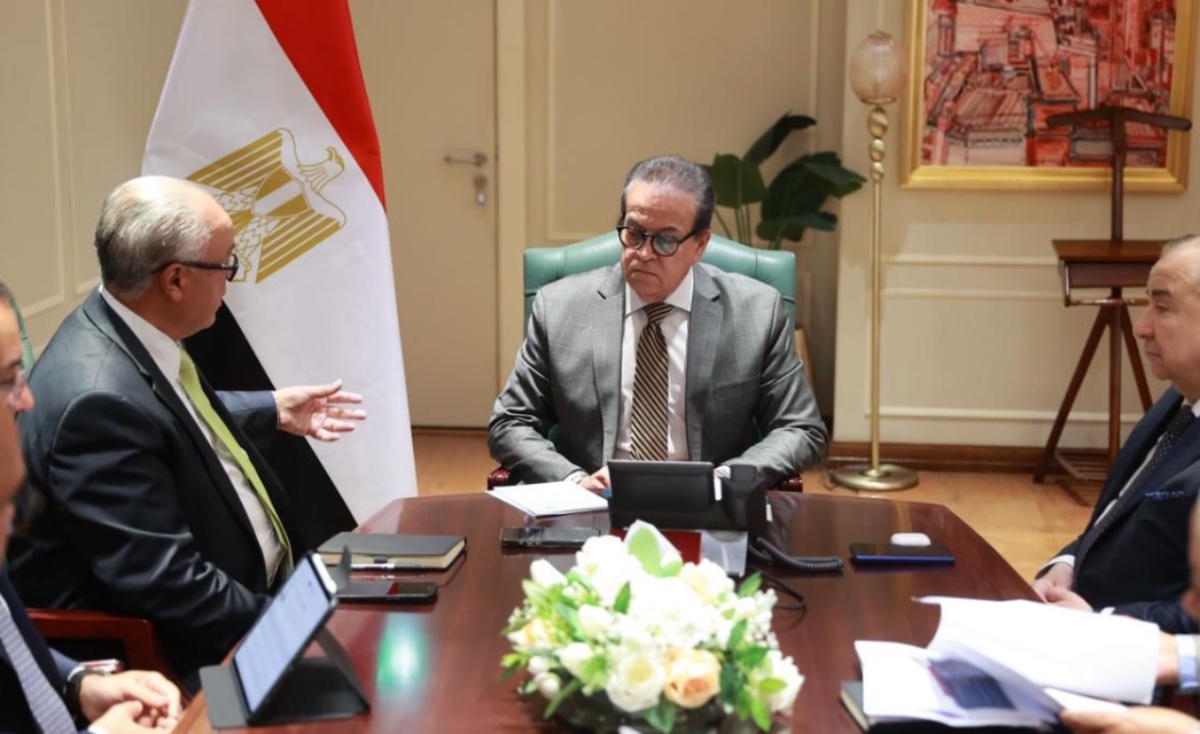 وزير الصحة يبحث توطين صناعة الدواء ودعم الاكتفاء الذاتي في مصر