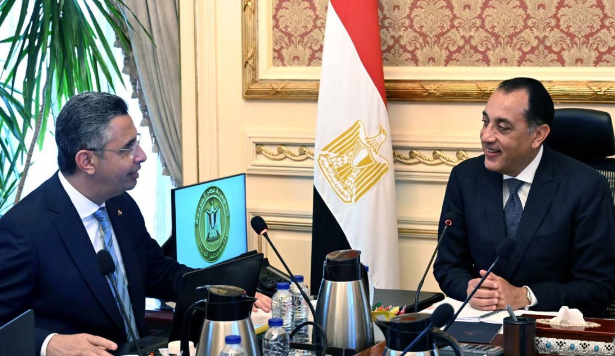 رئيس الوزراء يتابع استعدادات وزارة التموين لإستقبال عيد الأضحى المبارك