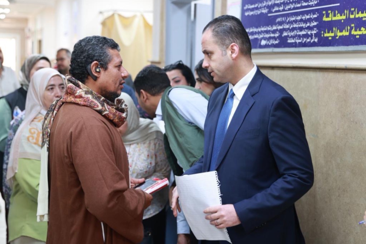 نائب وزير الصحة يجري جولة مفاجئة بالإسكندرية ويحيل المتغيبين ومسؤولين للتحقيق