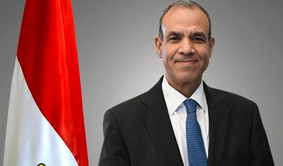 وزير الخارجية يهنئ الرئيس السيسي والشعب المصري بعيد الأضحى