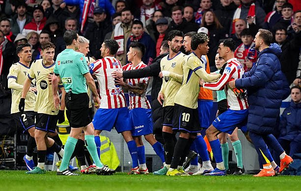 أتلتيكو مدريد يصوب أنظاره نحو التعاقد مع موهبة برشلونة