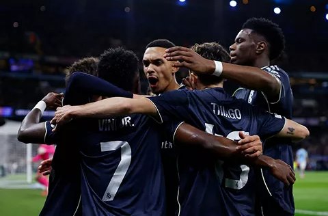 تطورت غير متوقعة بشأن تعاقد ريال مدريد مع صفقة الموسم