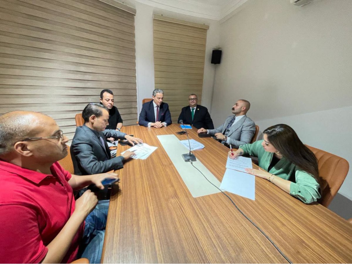 جلسة صلح كبرى تنهي نزاع "السب والقذف" بين بسنت النبراوي وأيمن حسن بعد حكم قضائي بالحبس | صور