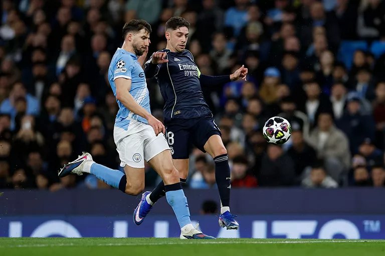 أول تعليق من نجم مانشستر سيتي على إمكانية انتقاله إلى ريال مدريد