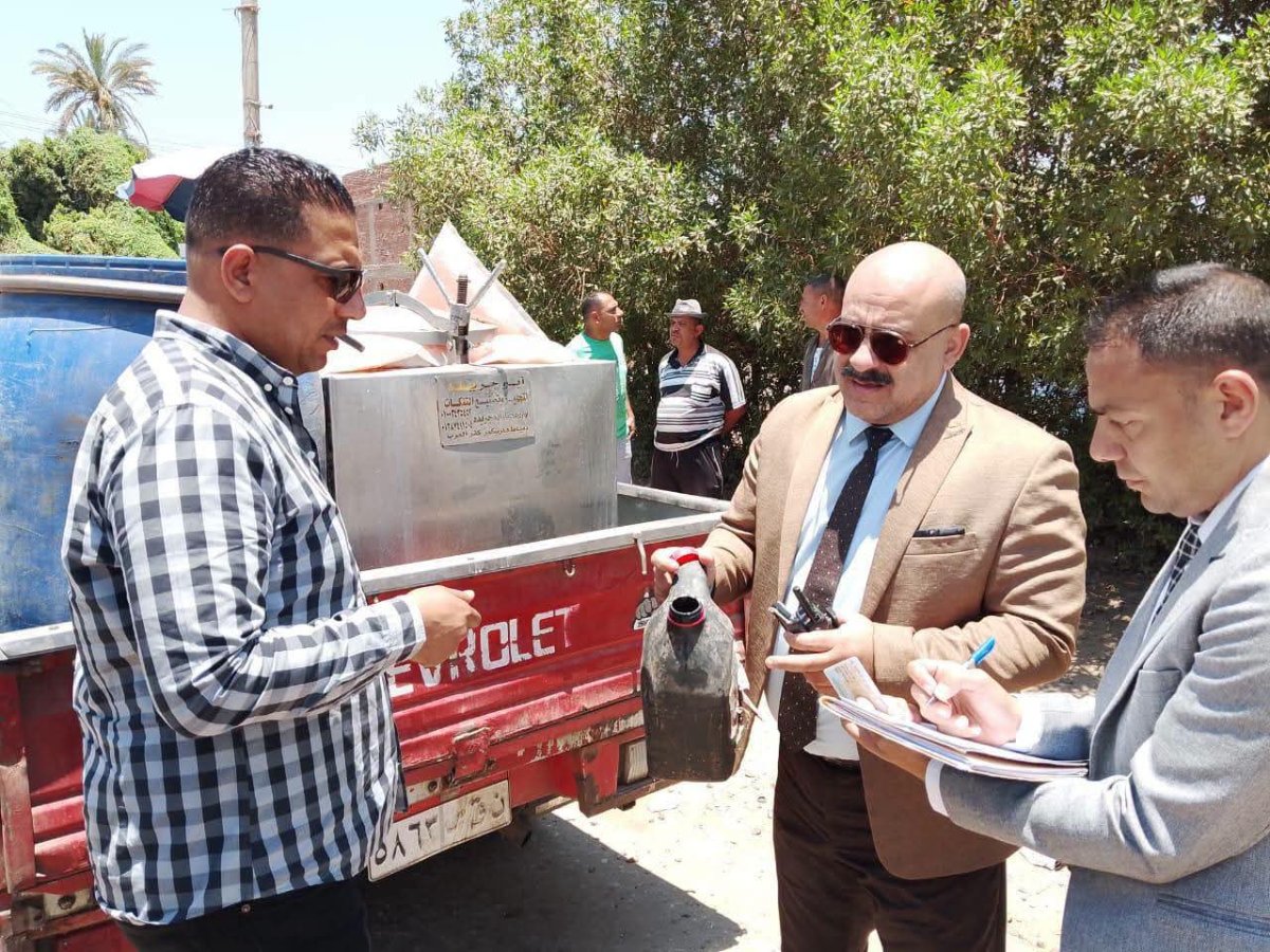 بالأرقام.. ضبط 2 طن ألبان و6 آلاف عبوة جبن فاسدة في حملات بالمنيا