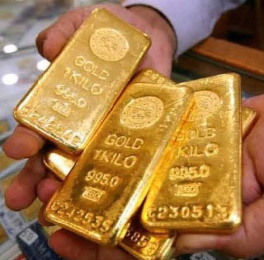 استقرار أسعار الذهب في السوق المحلية وسط ترقب لتحركات الأسواق العالمية
