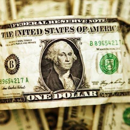 استقرار سعر الدولار أمام الجنيه في البنوك مع بداية تعاملات اليوم