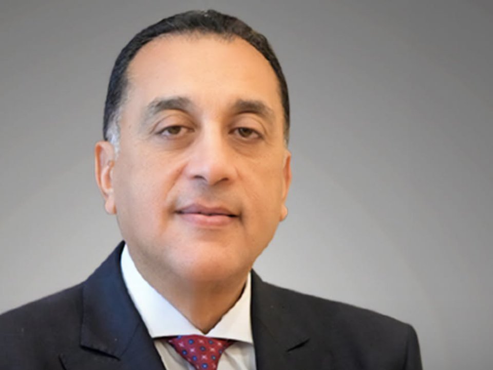رئيس الوزراء: التعامل مع حادث دمياط كان «إدارة أزمة من الدرجة الأولى».. وعودة الملاحة إلى طبيعتها بعد السيطرة على الحريق