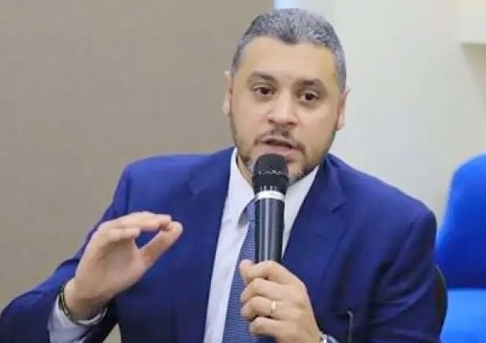 خاص لـ"خمسة سياسة" مايكل روفائيل: شفافية الدولة في حادث ميناء دمياط عززت الثقة ونؤيد كل إجراءات حماية الأمن القومي