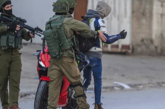 اقتحامات إسرائيلية واسعة بالضفة الغربية.. واعتقال عدد من الفلسطينيين