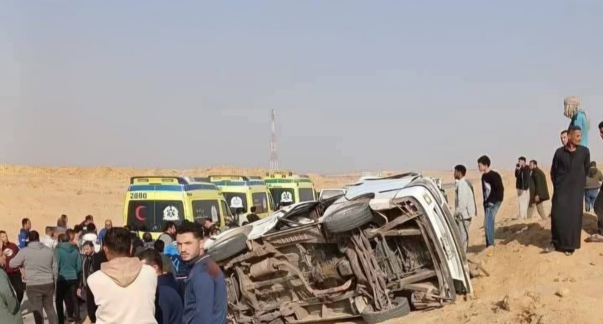 مصرع سيدة وإصابة 3 آخرين من أسرة واحدة في حادث تصادم مروع بصحراوي سوهاج