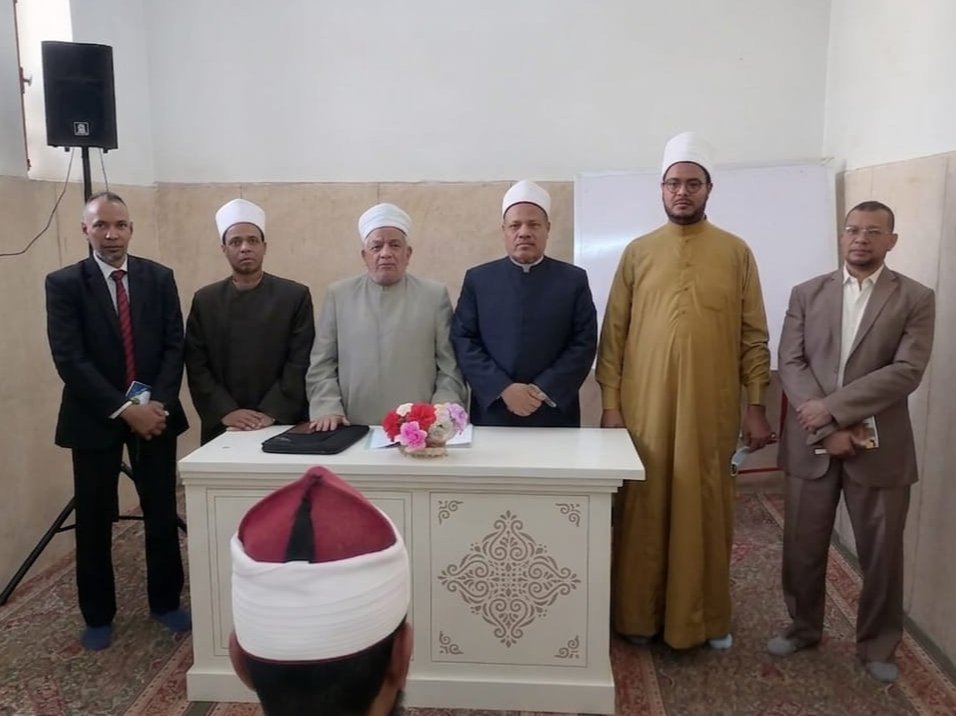 استعدادات مكثفة بقنا.. اجتماع عاجل بمديرية الأوقاف لانطلاق مسابقة "دولة التلاوة" بمشاركة 5 محافظات