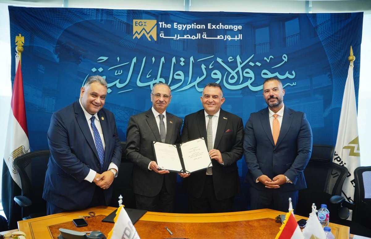 البورصة المصرية وجهاز تنمية التجارة الداخلية.. يوقعان بروتوكول تعاون لتعزيز تكامل البيانات