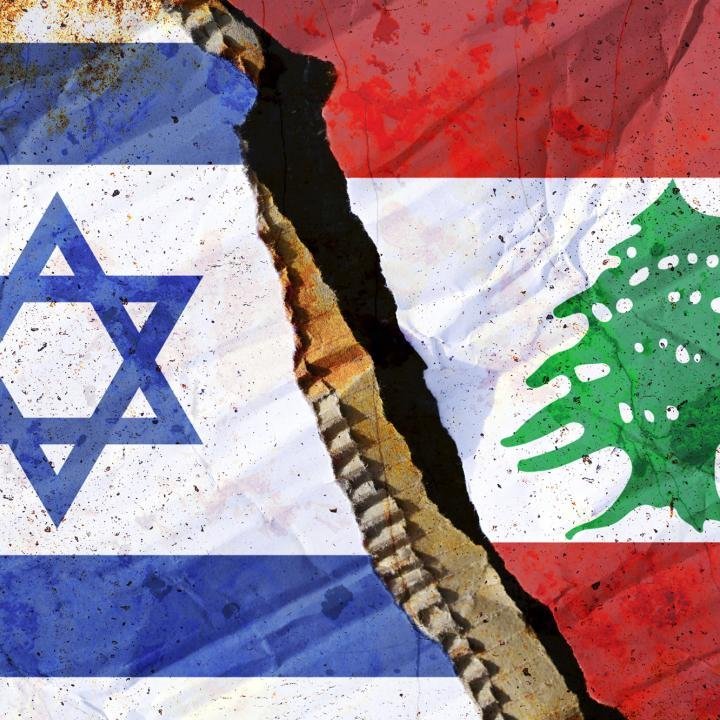 تصعيد إسرائيلي في جنوب لبنان.. غارات وقصف وتفجيرات بعدة بلدات