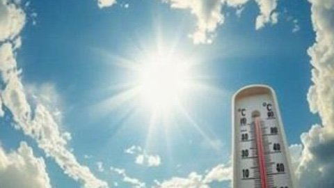 الأرصاد تكشف طقس الأحد.. شبورة كثيفة وارتفاع درجات الحرارة في مصر