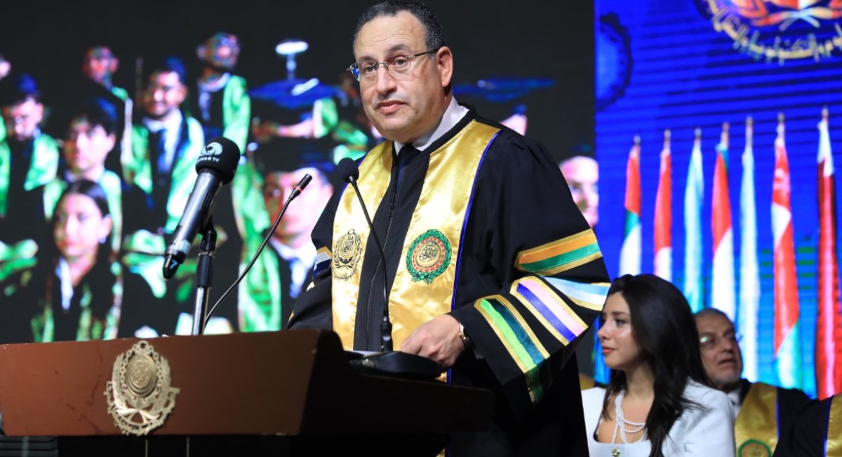 أول دفعة طب بالأكاديمية العربية بالعلمين..واتفاقية مع جامعة بريطانية