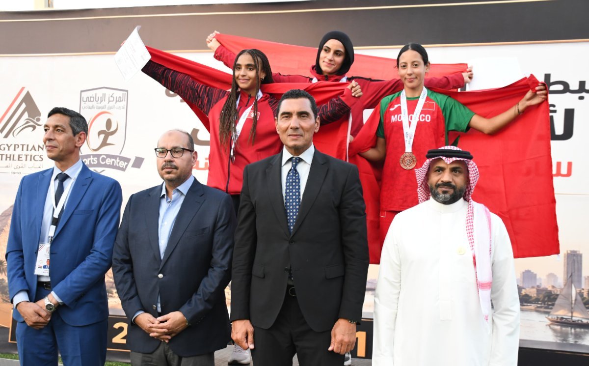 وزير الرياضة يفتتح أعمال تطوير الملعب والمضمار بالمركز الأولمبي ويشهد منافسات البطولة العربية لألعاب القوى
