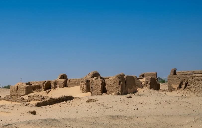 اكتشافات أثرية تكشف أسرار مدينة "نجع تركي" العثمانية بقنا: محطة رئيسية على درب الأربعين
