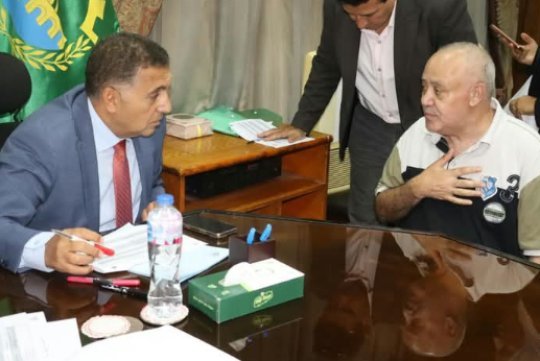 محافظ القليوبية.  يعقد اللقاء الجماهيري الـ"89" ويستمع إلى شكاوى المواطنين