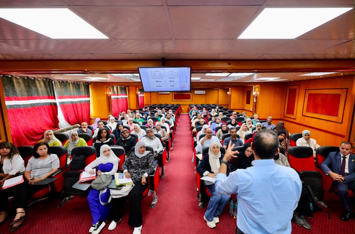 التضامن تطور منظومة تأهيل ذوي الإعاقة بتدريب 400 عامل في 16 محافظة