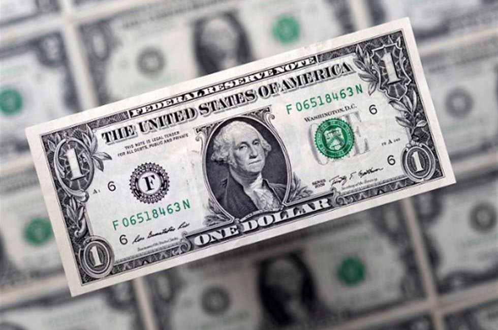 سعر الدولار اليوم السبت.. تعرف على أسعار الشراء والبيع بالبنوك المصرية