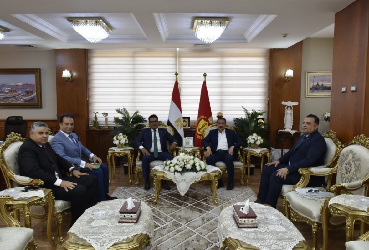 رئيس حزب الوعي يلتقي محافظ بورسعيد لبحث عدد من الملفات والقضايا بالمحافظة