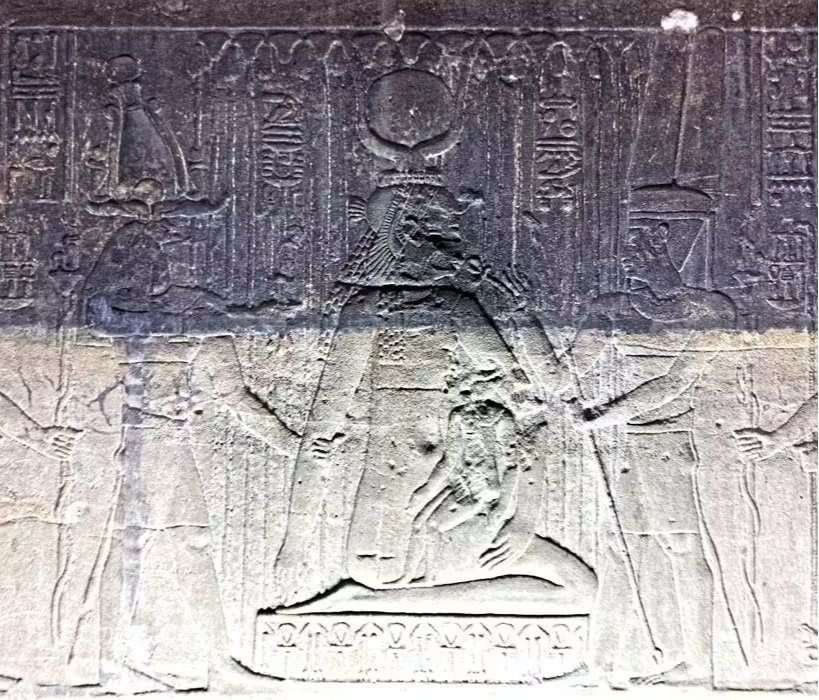 أسرار حجرة الولادة في «فيلة»: كيف تحولت أحراش البردي إلى ملاذ لحكم مصر؟